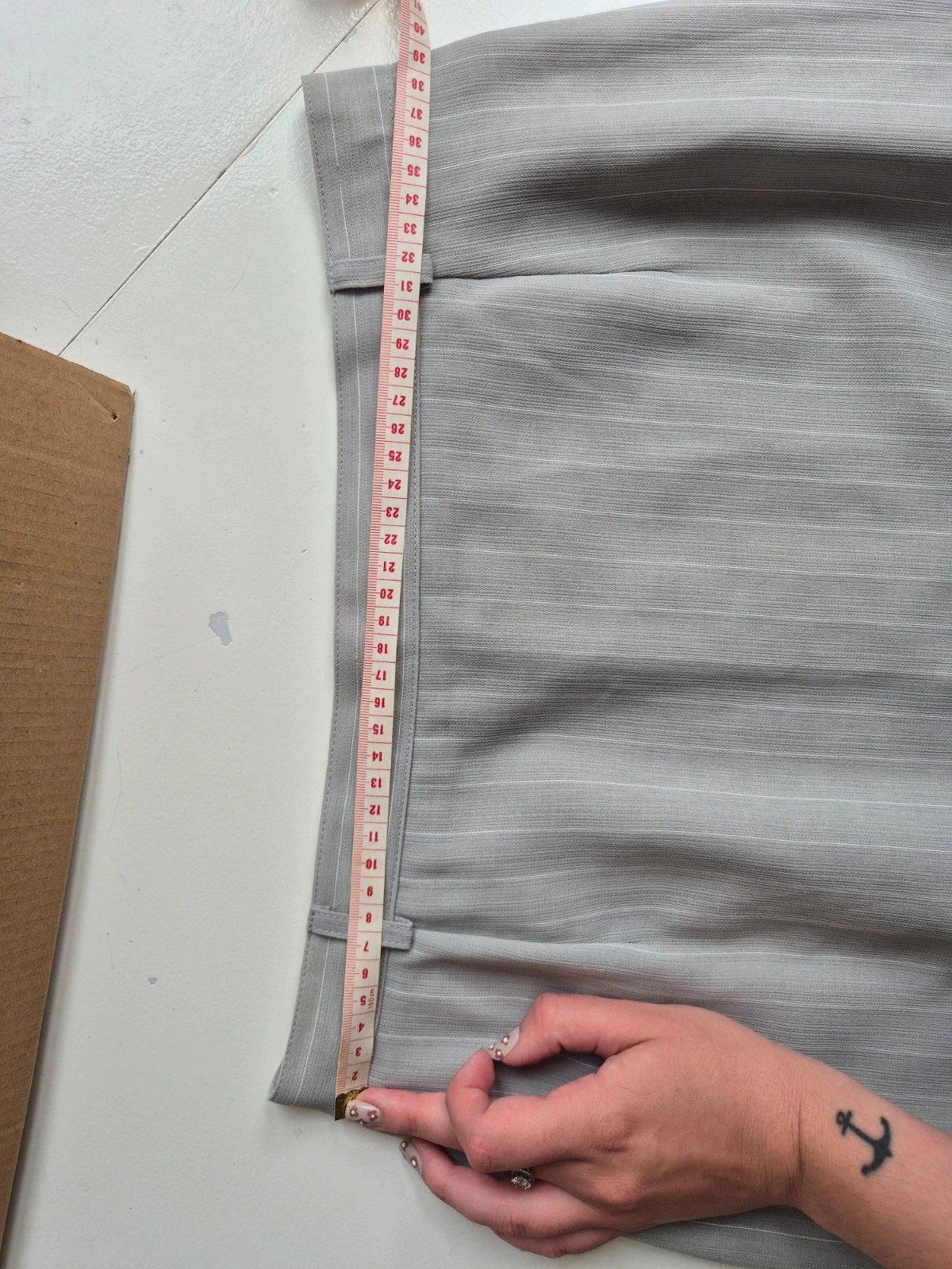 Ensemble tailleur Un jour ailleurs gris rayé blanc 42 – photo 15